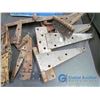 Image 3 : Plastic Crate of Metal Hinges