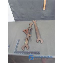 (5) Wrenches