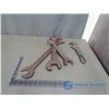 Image 1 : (3) Wrenches and Pipe Wrench