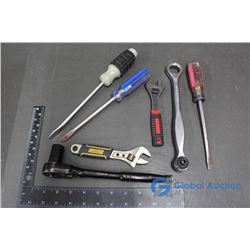 Black Stanley Rachet, Chrome Vanadium Ratchet, Adjustable Wrenches, Large Flat Head Screwdrivers