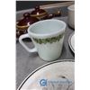 Image 7 : Plates, French Onion Soup Bowls & Pyrex Mug