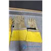 Image 4 : (3) Pairs of Gloves