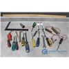 Image 1 : Assortment of Screwdrivers & Drill Bits