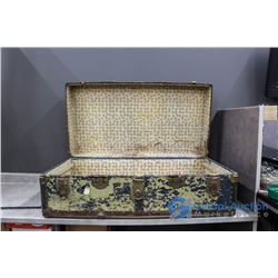 **Vintage Trunk