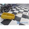 Image 1 : **Bike Trailer - Yellow