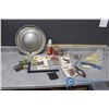 Image 1 : Vintage Tin & Hardware