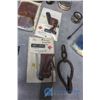 Image 8 : Vintage Tin & Hardware