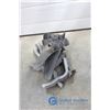 Image 2 : **Aluminum Deflectashield Running Boards w/ Brackets