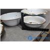 Image 6 : (4) Enamel Wash Basin/Bowl
