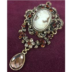 Ladies Rhinestone Floral Cameo Broach
