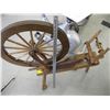 Image 1 : WOODEN SPINNING WHEEL