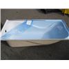 Image 1 : NEW 30 X 60 RIGHT HAND DRAIN BATHTUB