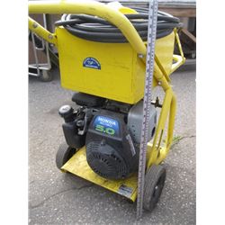 KARCHER 24000 PSI PRESSURE WASHER - WITH HONDA 4 HP ENGINE