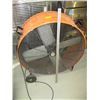 Image 1 : LARGE ORANGE FAN