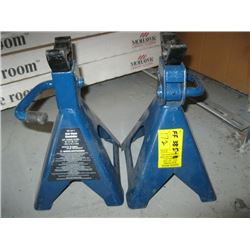 PAIR OF 2 TON JACK STANDS