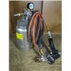 Image 1 : PAINT POT WITH SPRAY GUN
