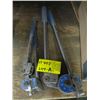 Image 1 : 2 SWAGELOK TUBING BENDERS (3/8" & 1/4")