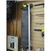 Image 1 : LONG BOARD SKATEBOARD