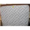 Image 1 : QUEENSIZE RV MATTRESS