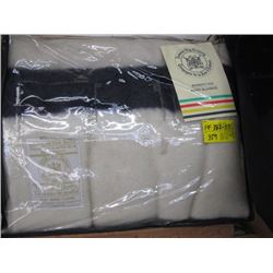 HUDSON BAY WOOL BLANKET, TWIN DUVET COVER