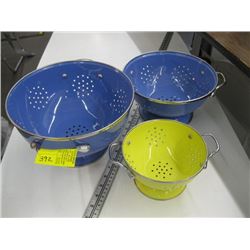 3 ENAMELLED STRAINERS