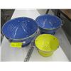 Image 1 : 3 ENAMELLED STRAINERS