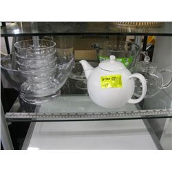 TEAPOT, MEASURING JUG, PLASTIC BOWLS ETC.