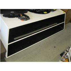 WHITE/BLACK TV STAND