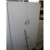 Image 1 : 2 DOOR - 2 DRAWER LOCKABLE CABINET