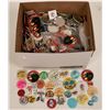 Image 1 : Enormous Pin Back Grab Bag  (119038)