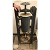 Image 1 : Calorimeter (?)  (120083)