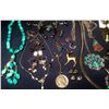 Image 3 : Southwestern Jewelry and Accessories Dealers Lot (40 pieces!)  (116166)
