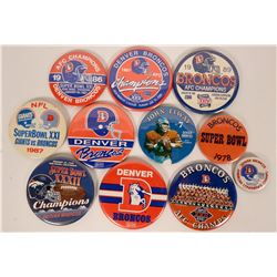 Denver Broncos pinbacks  (118009)