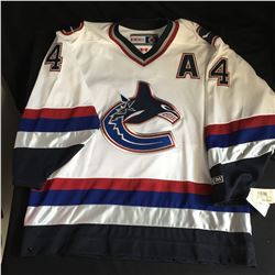 OFFICIAL TODD BERTUZZI CCM VANCOUVER CANUCKS JERSEY