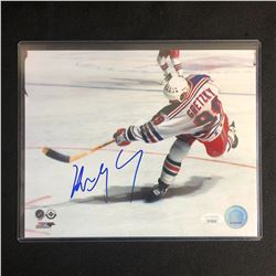 WAYNE GRETZKY SIGNED 8 X 10 ( JSA COA)