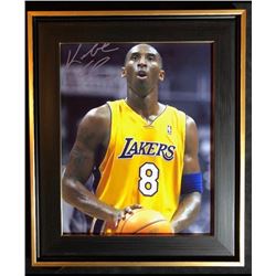 KOBE BRYANT FRAMED 8 X 10 (NOT SIGNED)
