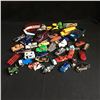 Image 1 : LOOSE HOT WHEELS AND VINTAGE LESNEY CAR LOT