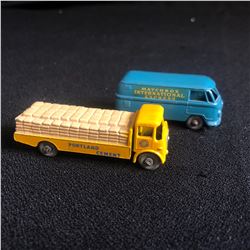 VINTAGE HIGH GRADE LESNEY CAR LOT