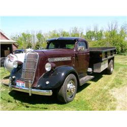 1937 STUDEBAKER J15 TRUCK