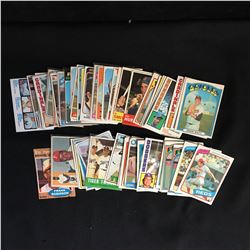 VINTAGE BASEBALL CARD LOT