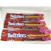 Image 1 : Twizzlers Extra Long Pull 'n Peel (3 x 652g)