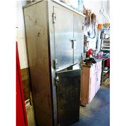 STAINLESS STEEL 4 DOOR STORAGE CABINET & CONTENTS