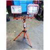 Image 1 : 2 LIGHT HALOGEN WORK LIGHT & STAND
