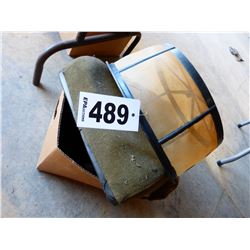 BOX WITH SIFTER & SEAT