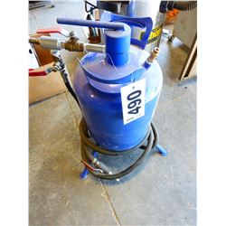 5 GALLON PRESSURE SANDBLASTER
