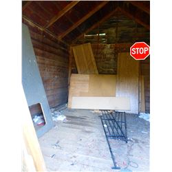 WHITE WOOD SHED & CONTENTS