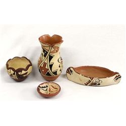 4 Pieces of Vintage Native American Jemez Pottery