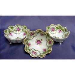 Nippon Nut Cups (3) - Moriage - Roses #940207