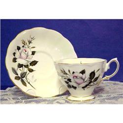 Royal Albert Cup & Saucer WHITE ROSE #940544