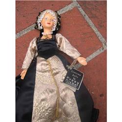 Peggy Nisbet's Katherine Howard in black gold #940670